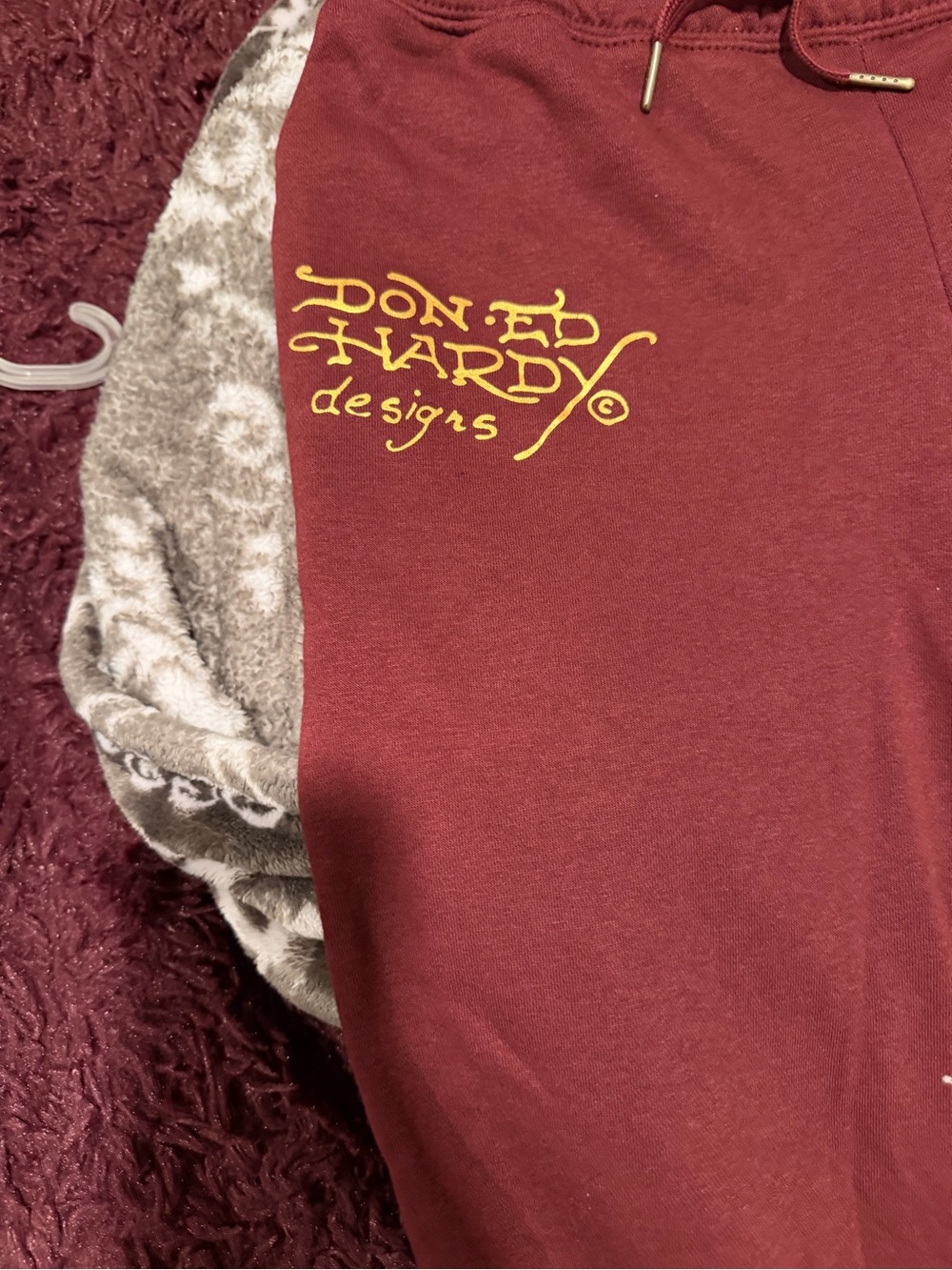 Ed Hardy Maroon Lounge Sweatpants - Picture 3 of 4